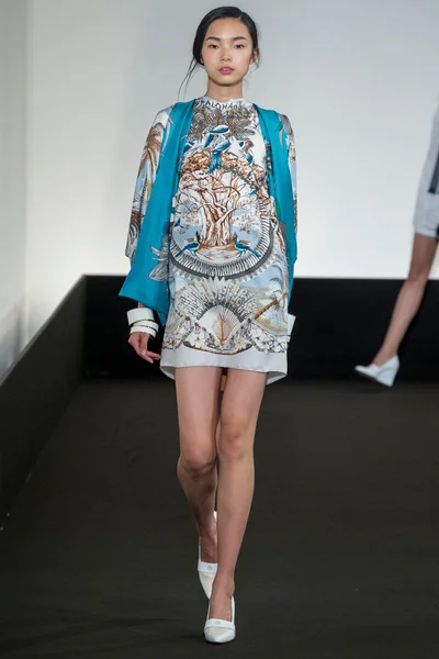 Look 7